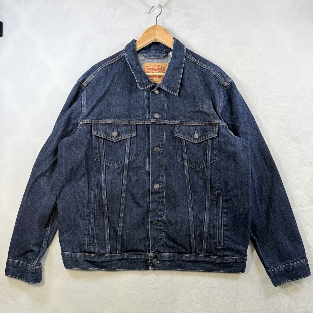 Levi's Standard Denim Trucker Jacket Men's XL Dark Wash Jean Jacket Flaws